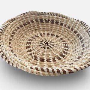 EUC Handwoven Raffia & Pine Wall Basket | 10” Natural Brown Boho Decor